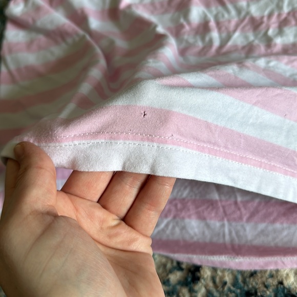 Infant carseat and nursing cover - Picture 3 of 4